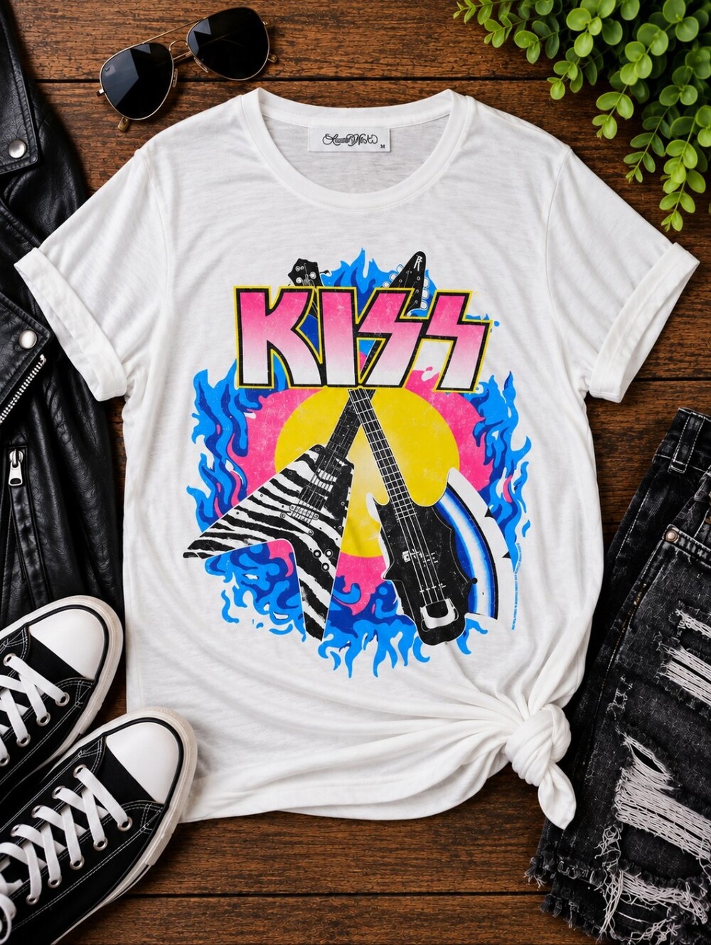 Lauren Moshi Wolf KISS Animalize Graphic Tee – Size M